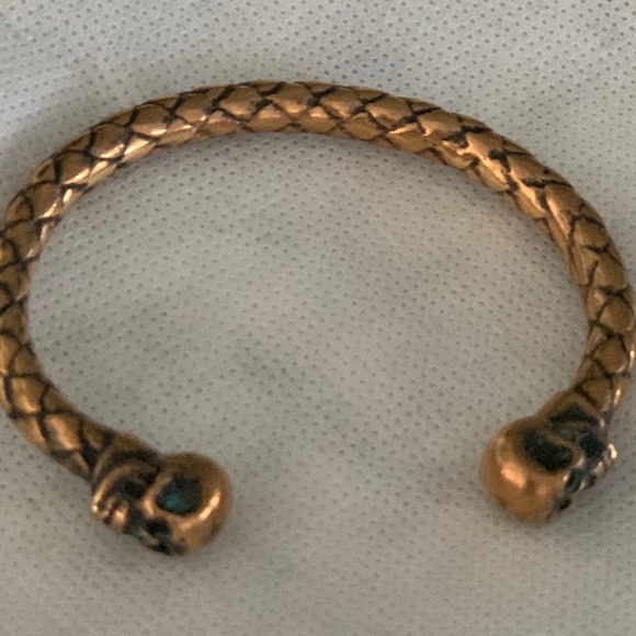 Alexander McQueen cuff bracelet - Picture 2 of 2